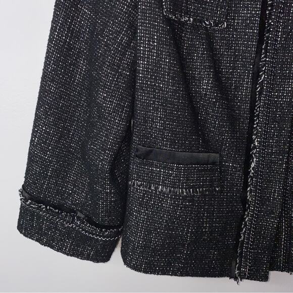Nordstrom Halogen Black Gray Tweed Cropped Jacket with Pockets Chain Edge Medium - Picture 5 of 14
